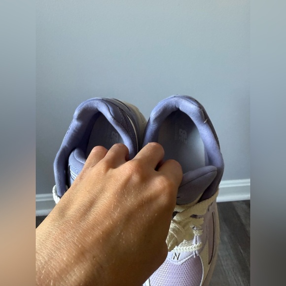 New Balance 2002R Nergy Sneakers Running Shoes Anthro Purple White Size 5 6.5 - Picture 12 of 16